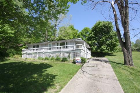 Apple Valley Lake Home at 543 Crabapple Drive