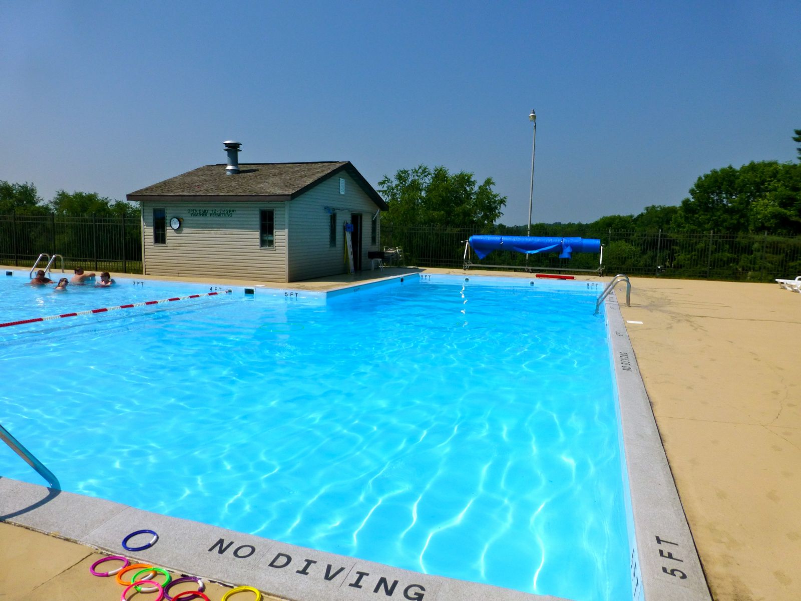 Apple Valley Lake Clubhouse and Outdoor Pools