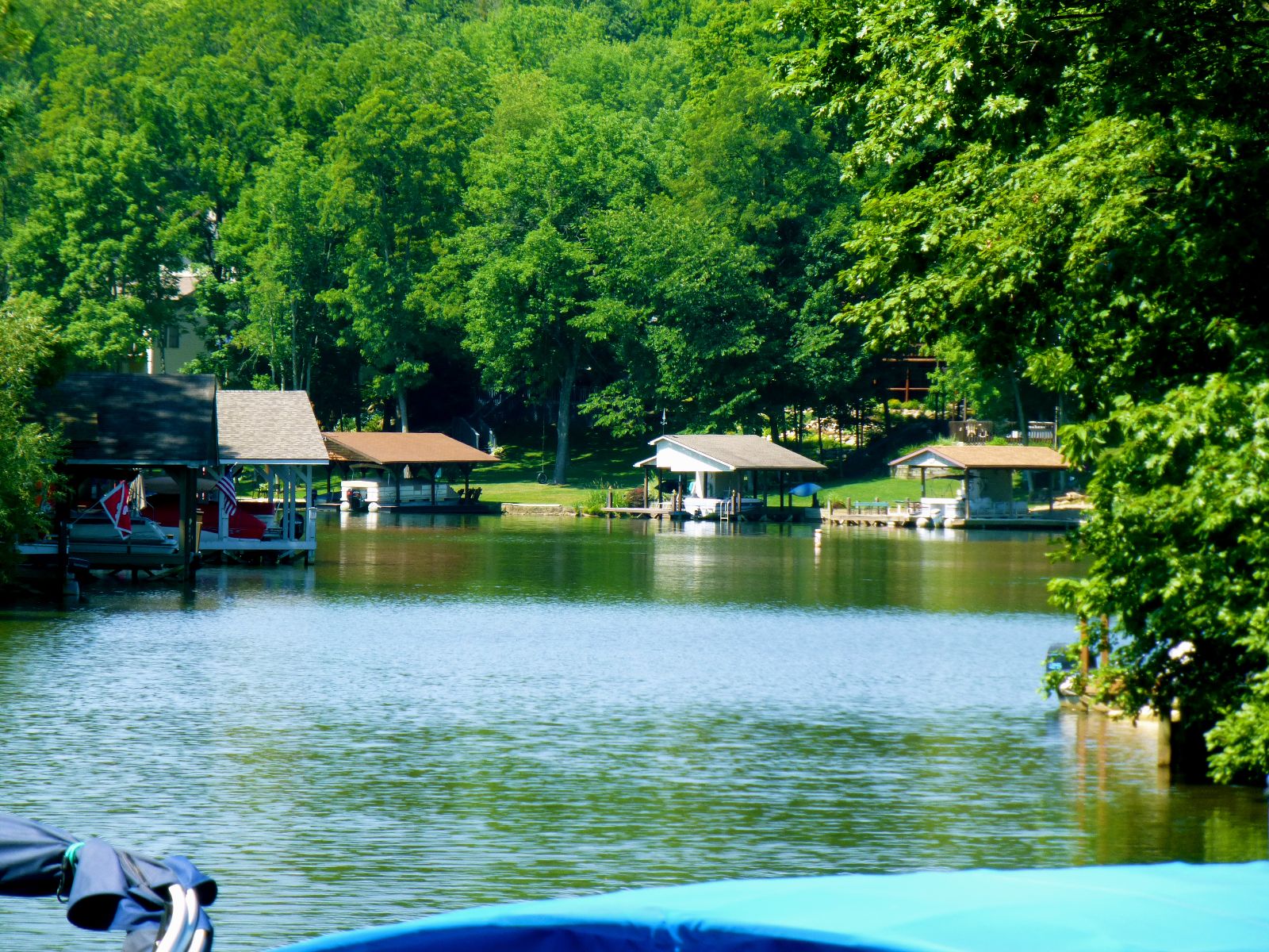 Apple Valley Lake Marina Outdoor pool, Gambier ohio, Knox county ohio